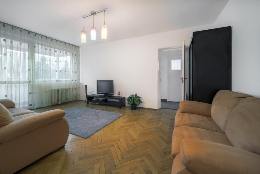 Apartament cu 2 camere semidecomandat, mobilat în Basarabia