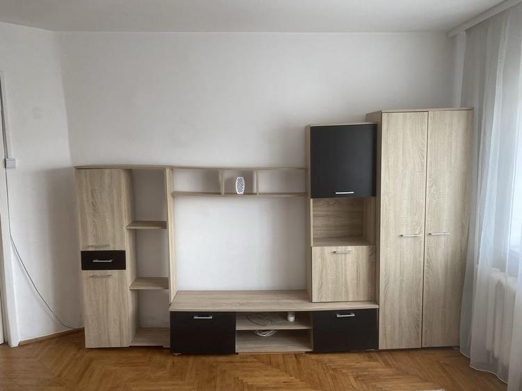 Apartament cu 2 camere decomandat în Dosu Bricii