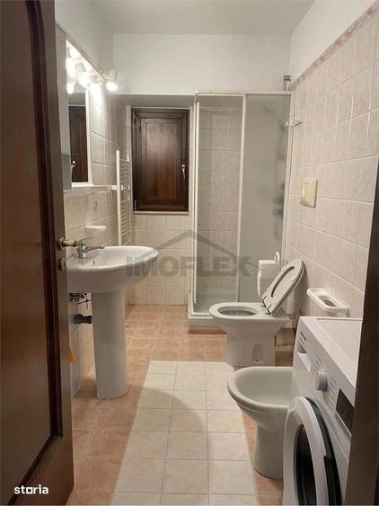 Apartament cu 3 camere în Decebal