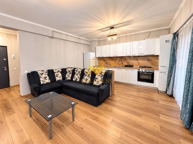 Apartament cu 2 camere semidecomandat, mobilat în Semicentral