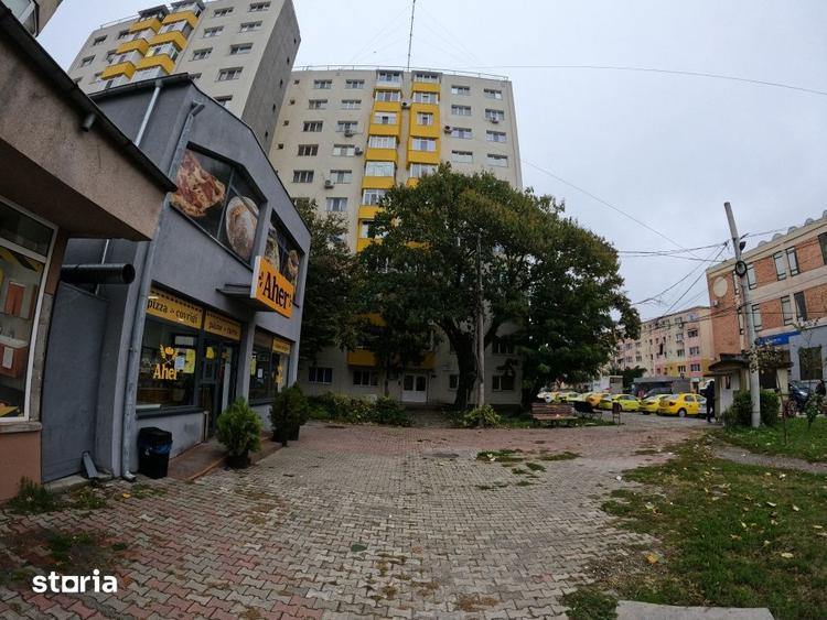 Apartament cu 3 camere, mobilat în Central
