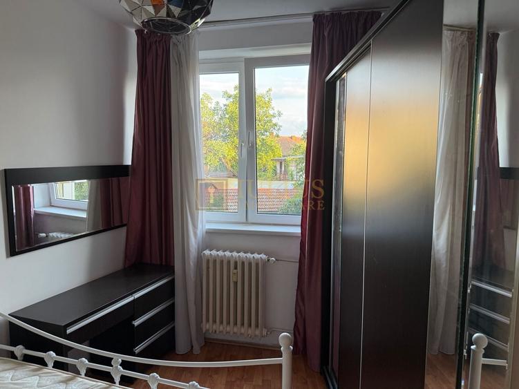 Apartament cu 3 camere decomandat, mobilat în Complex Studențesc