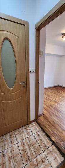 Apartament cu 2 camere in Centrul Civic, etaj 3/4, balcon,SC 38,9 mp, zona verde - 5