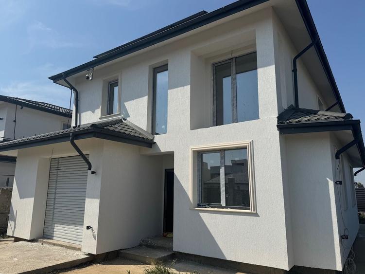 Casă individuală cu 5 camere cu Canalizare în Tunari