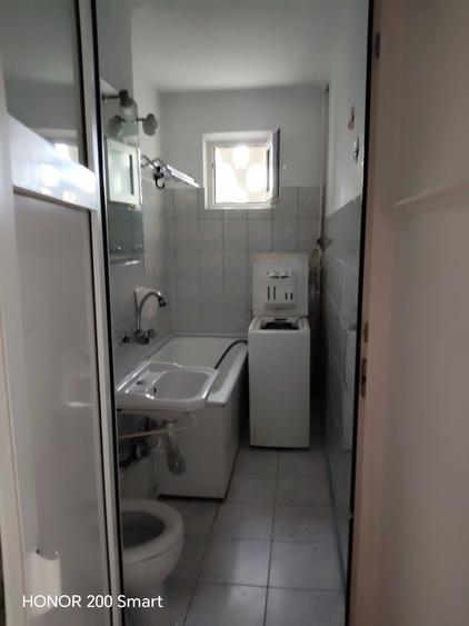 Apartament cu 2 camere nedecomandat în Central