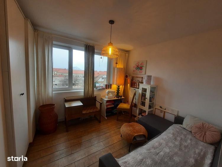 Vand Apartament 3 camere central Satu Mare - 8