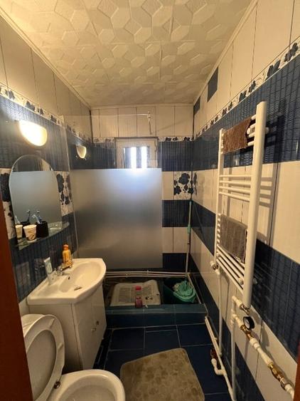 Apartament cu 3 camere decomandat, mobilat în Sud-Vest