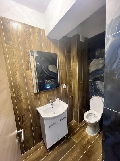 Casă cu 3 camere decomandat în Berceni