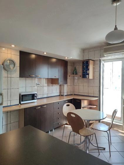 Apartament cu 2 camere decomandat în Militari