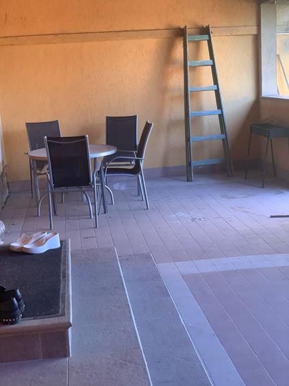 Casă cu 2 camere decomandat în Drăgășani