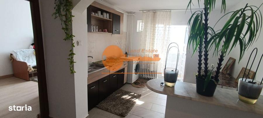 Apartament cu 2 camere decomandat în Crângași
