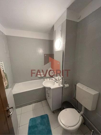Apartament cu 3 camere decomandat, mobilat în Girocului