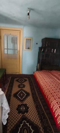 Casă cu 4 camere în Cocorăștii Colț