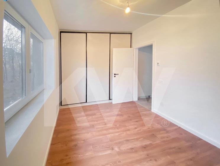 Apartament cu 2 camere decomandat în Exterior Vest