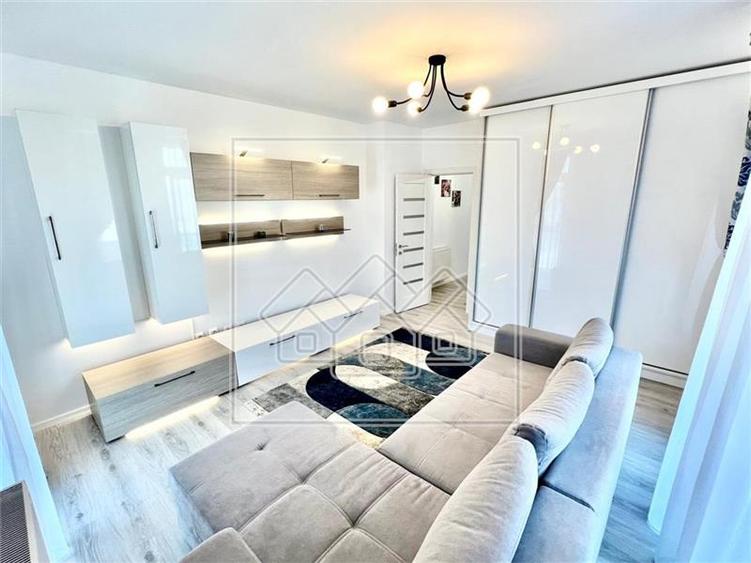 Ap. 2 camere, balcon, bloc nou, lift, loc parcare - City Residence - 8