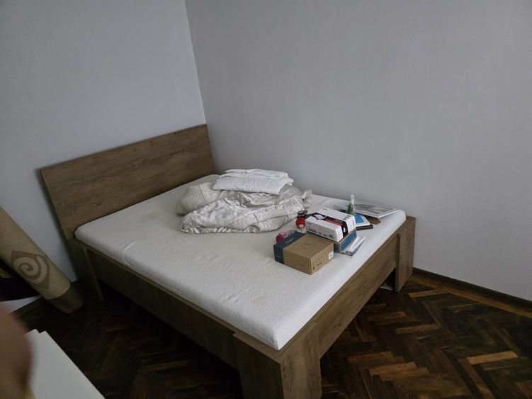 Apartament cu 3 camere decomandat în Olari