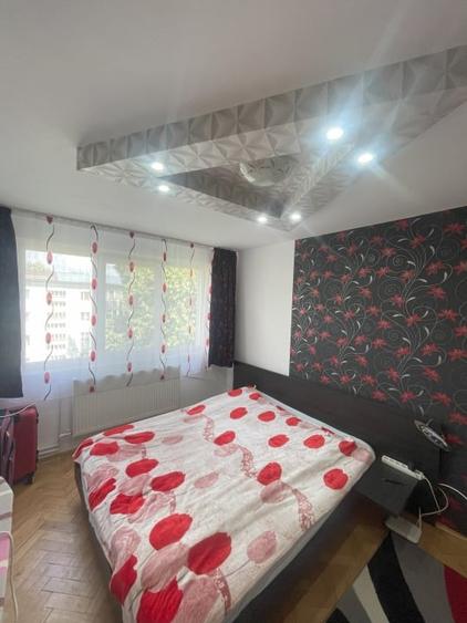 Apartament cu 2 camere semidecomandat, mobilat în Săsar