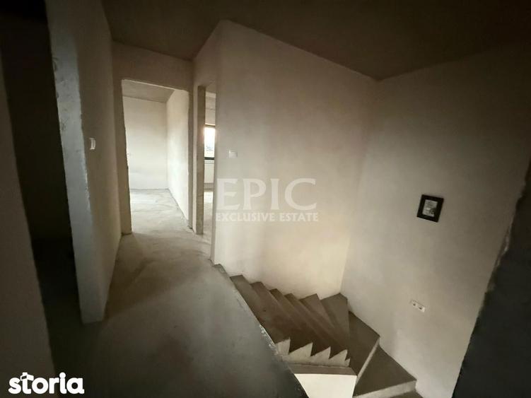 Casă cu 4 camere cu Teren 250 Mp în Sântana de Mureș