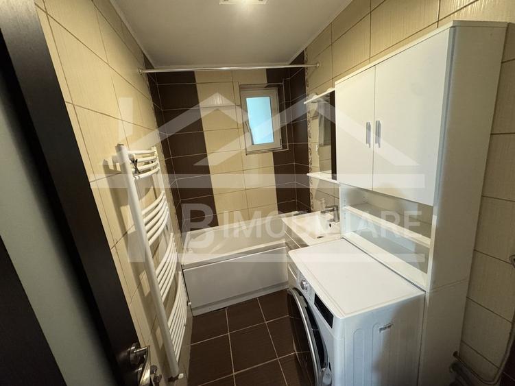Apartament cu 2 camere semidecomandat, mobilat în 7 Noiembrie