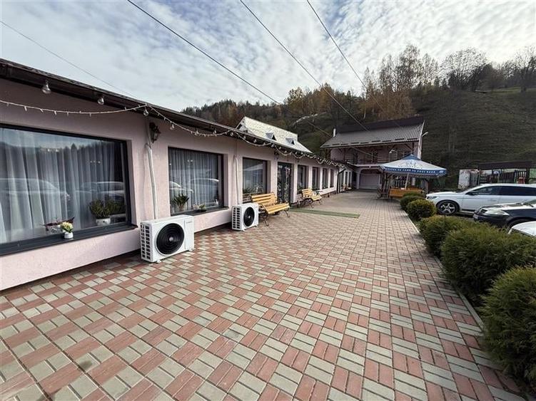 Spațiu comercial, de 1,300 mp, în Ghimeș-Făget