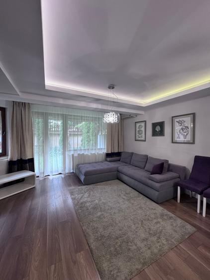 Duplex cu 5 camere cu Canalizare în Bună Ziua