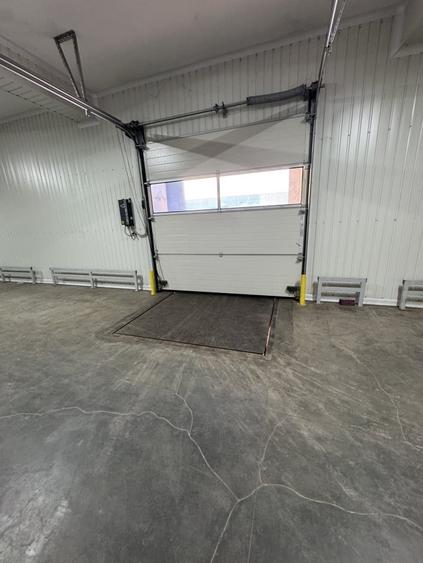 Spațiu comercial, de 420 mp, în Malu Roșu
