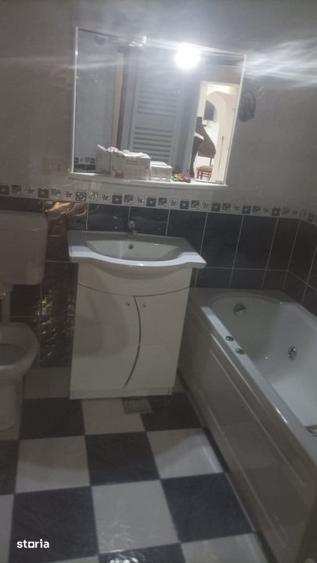 De vanzare apartament 3 camere, Fagaras - 7