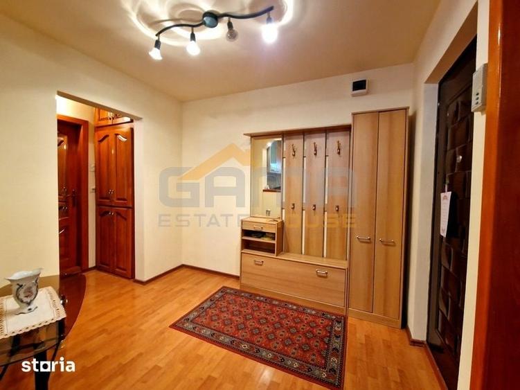 Apartament cu 2 camere decomandat în Podgoria