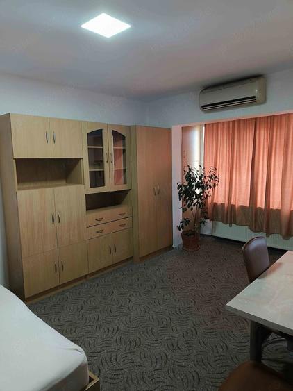 Garsonieră semidecomandată în Gării