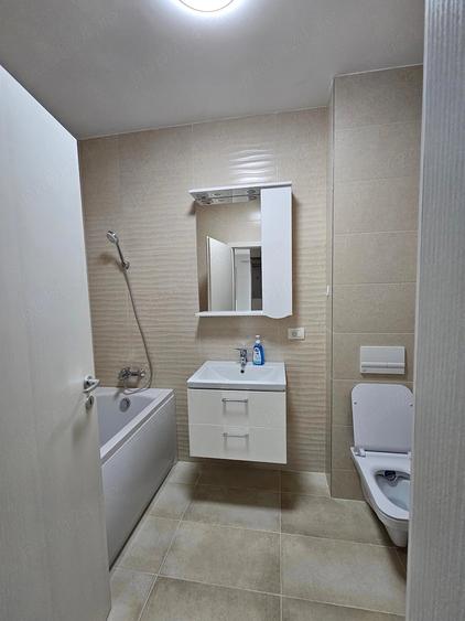 Apartament cu 2 camere decomandat în Aradului