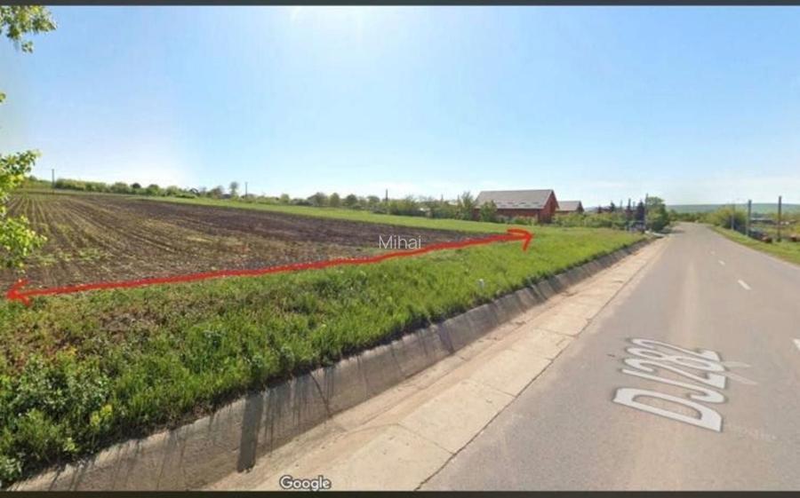 Vand teren intravilan 6.000 mp, deschidere 42m la DJ 282 Halceni, Com. Sipote, Iasi