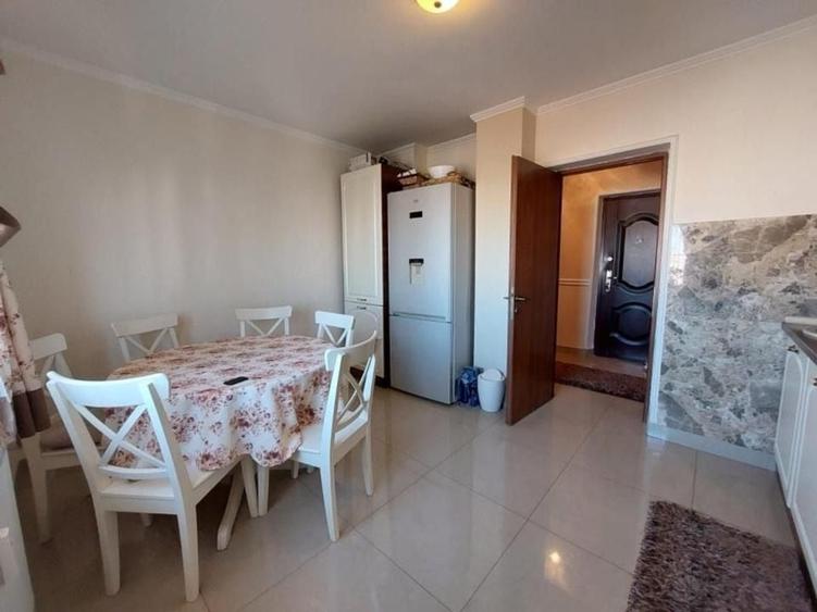 13 septembrie | 3 camere | 80mp | et 8 | bloc reabilitat | 165.700 - 13