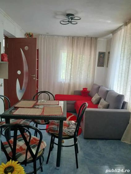 Casă cu 3 camere în Bărbătești