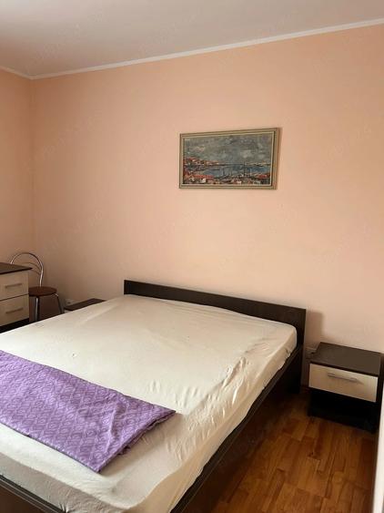 Apartament cu 2 camere semidecomandat în Dumbrăvița