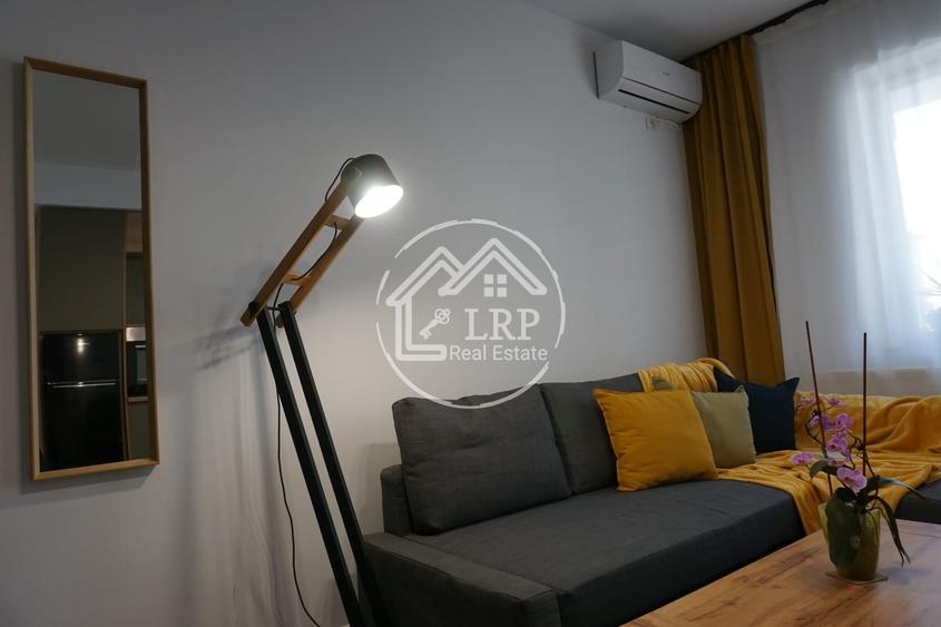 Apartament cu 2 camere semidecomandat, mobilat în Mamaia-Sat
