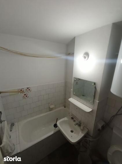 Apartament cu 2 camere decomandat în Decebal