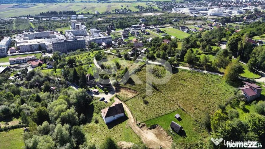 Teren de 1000 mp, în Central