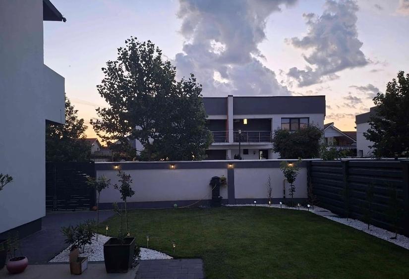 Casă individuală cu 4 camere cu Teren 140 Mp în Lascăr Catargiu
