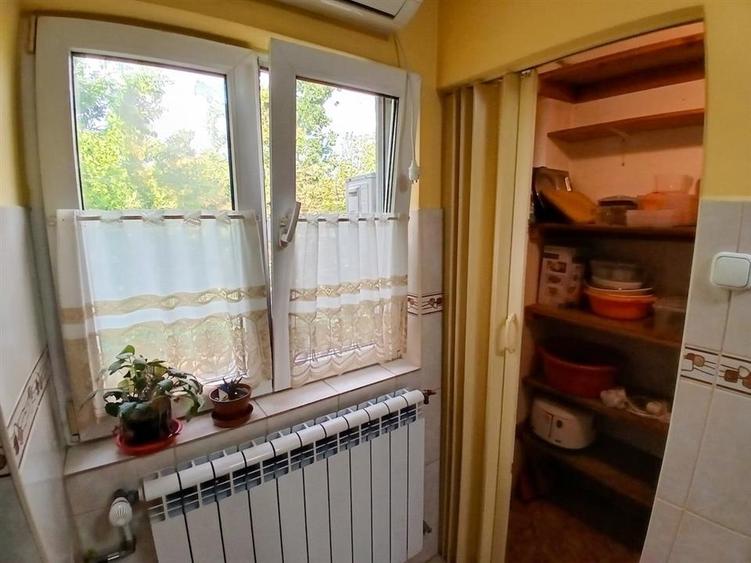 Apartament cu 3 camere decomandat în Centru Civic