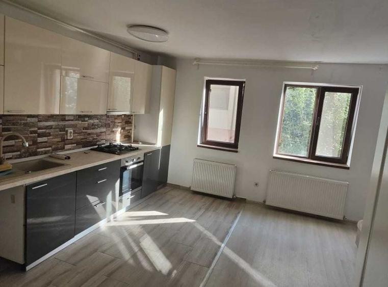 Apartament 3 camere + loc de parcare , Apartament Dobroesti Decomandat cu vedere la gradina, Parter din 2+1 - 9