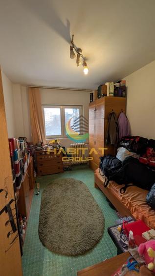 Apartament cu 4 camere semidecomandat în Brâncoveanu
