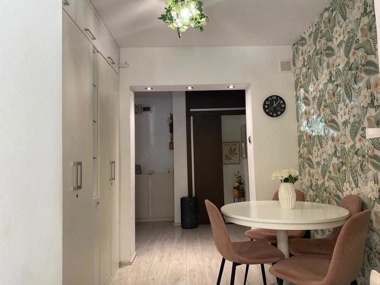 Apartament cu 2 camere decomandat în Trivale