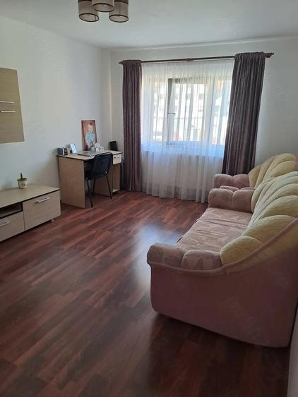 Apartament cu 2 camere decomandat în Cetate