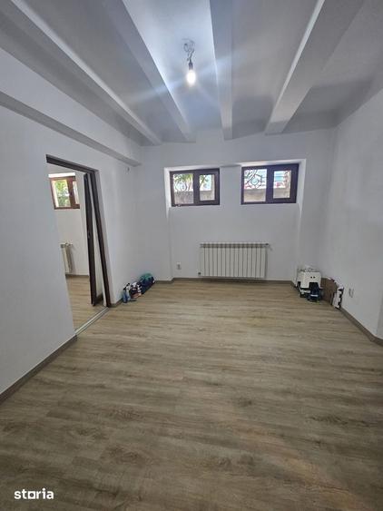 Apartament cu 3 camere în Primăverii