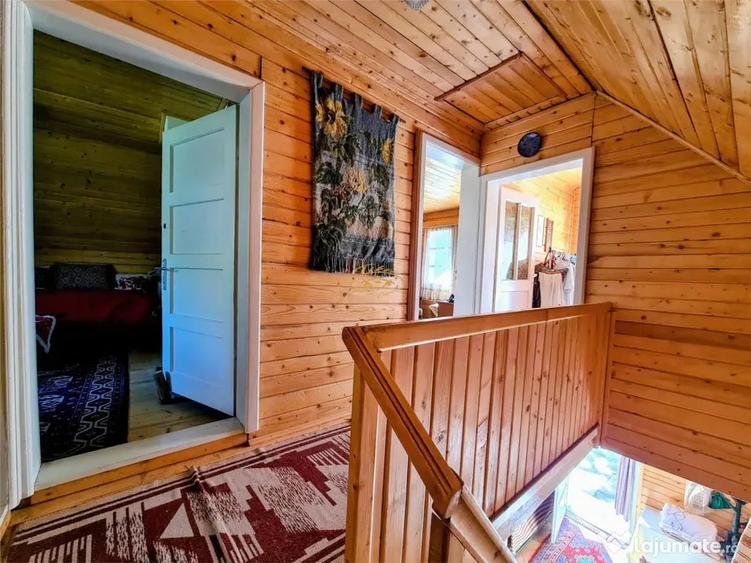 Casă cu 4 camere cu Teren 390 Mp în Izvoru Mureșului