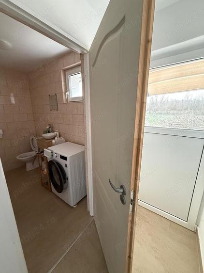 Casă cu 5 camere cu Teren 3885 Mp în Izgar
