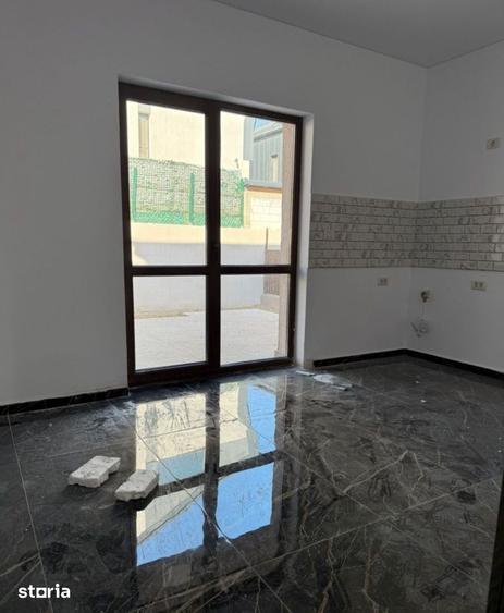 Casă cu 4 camere cu Teren 254 Mp în Dobroești