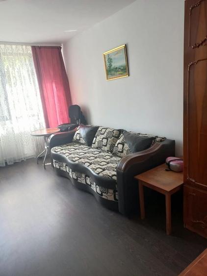 Garsonieră decomandată în Exterior Vest