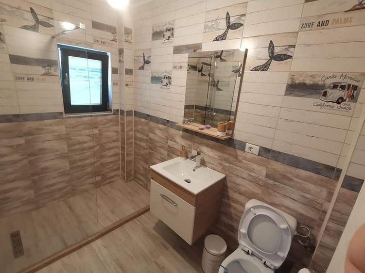 Apartament cu 3 camere nedecomandat în Nord