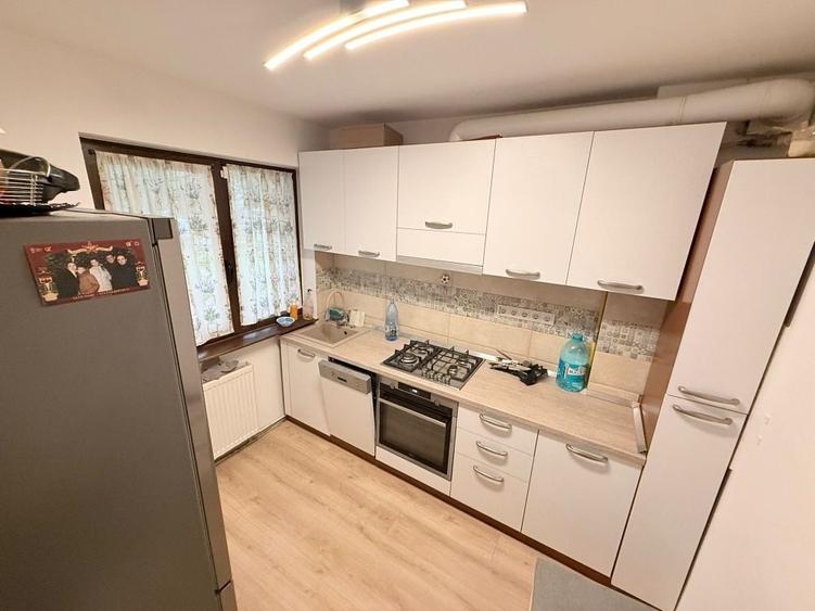 Apartament 4 camere de inchiriat Baia Mare, Aleea Aurora - 6